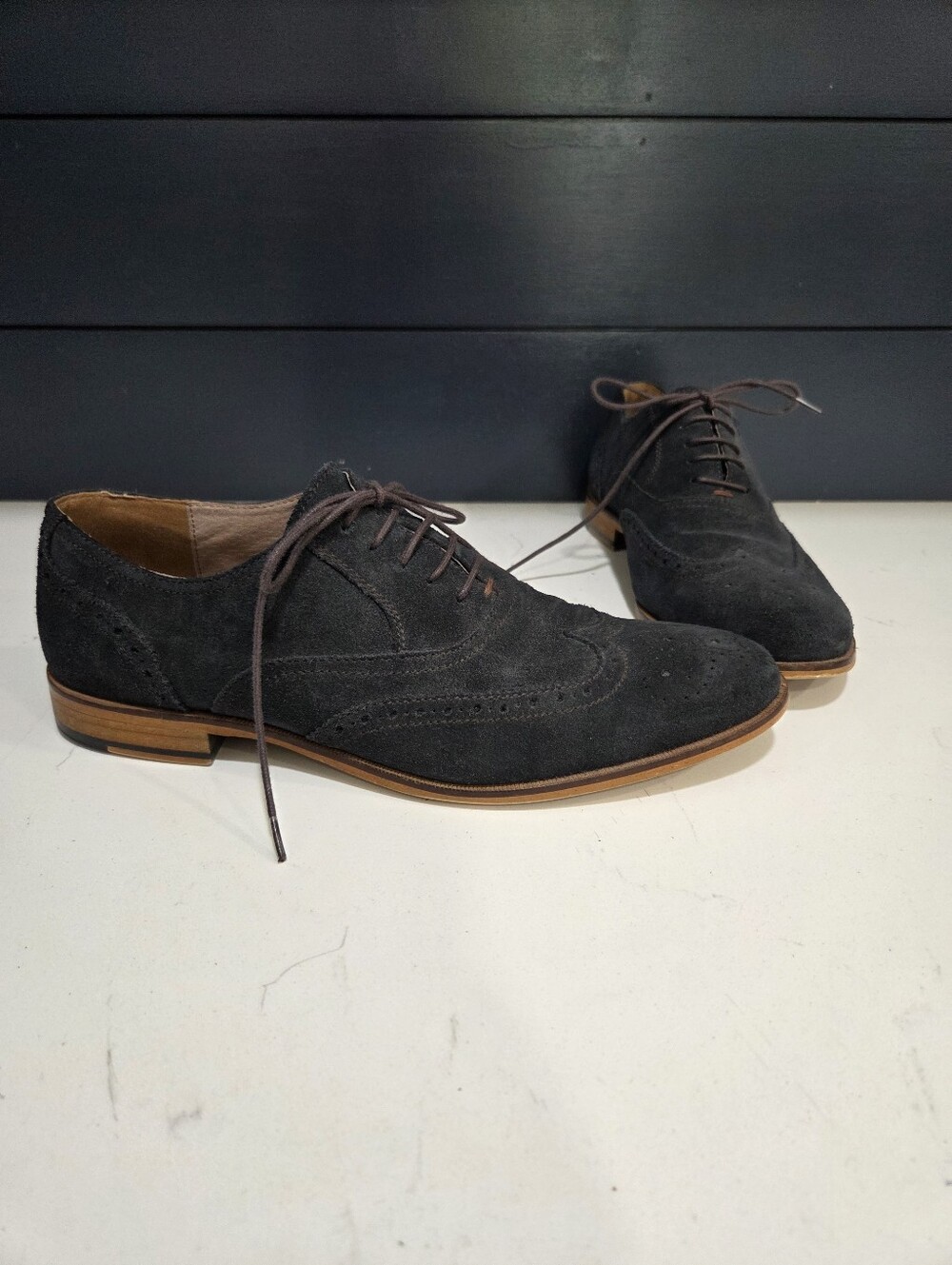 Banana Republic Men's Navy Blue Suede Wingtip Oxford Dress Shoes Size 10M